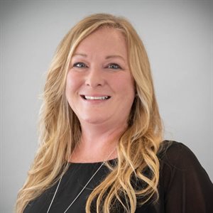 Shelly VanWyk